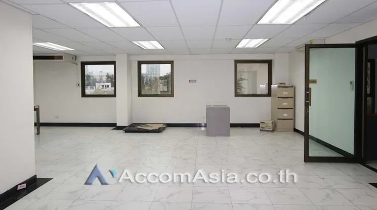 unit Office space For Rent in Phaholyothin, Bangkok  near BTS Ari - BTS Sanam Pao (13002317)
